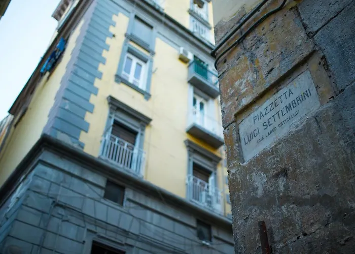 Bhome Fashion SuiteHotel Napoli